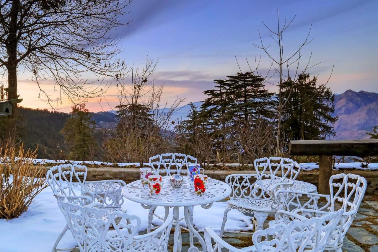 Stayvista At Violet Hill With Bonfire, Gazebo & Hill View Shimla Extérieur photo