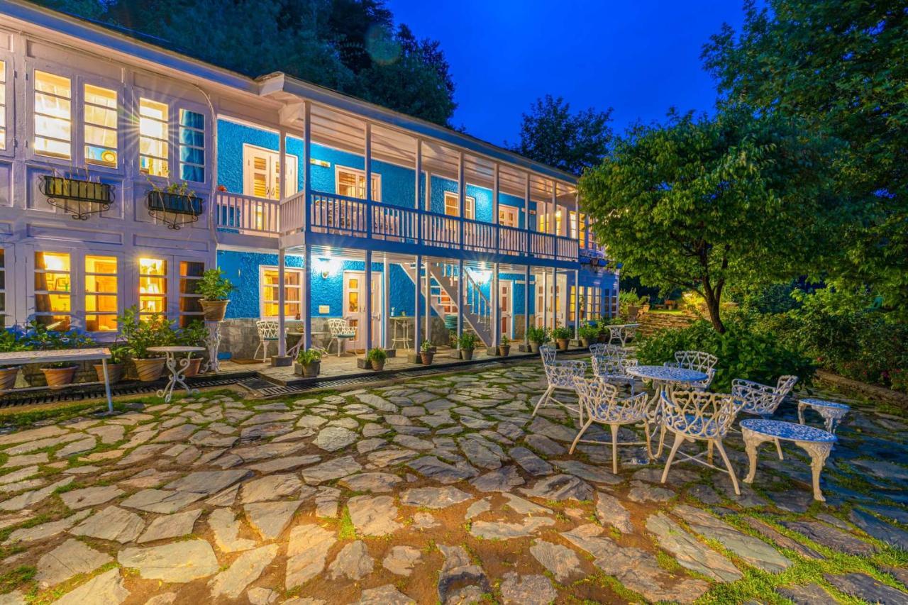 Stayvista At Violet Hill With Bonfire, Gazebo & Hill View Shimla Extérieur photo